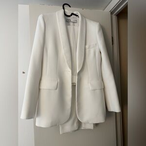 Zara Off-White Shawl Collar Tuxedo Blazer